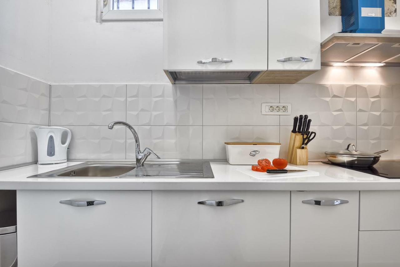 Apartment 20M From Arena Pula Luaran gambar